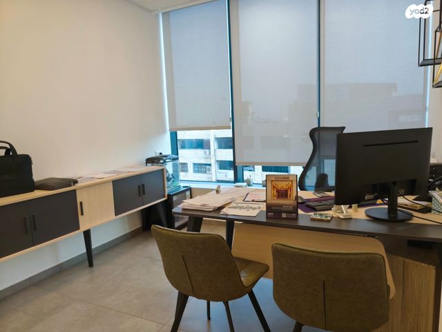 משרדים, ספיר, צומת הקריות, חוף שמן, חיפה