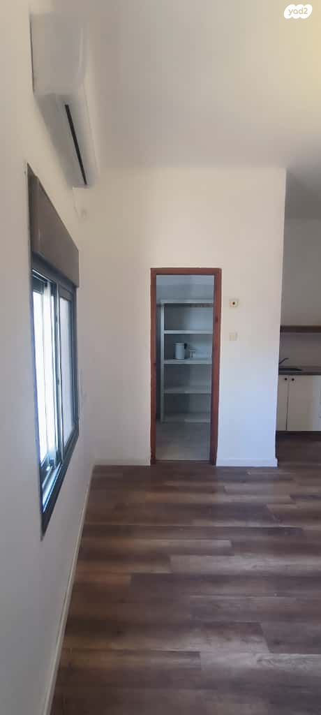 משרדים, בנימינה גבעת עדה