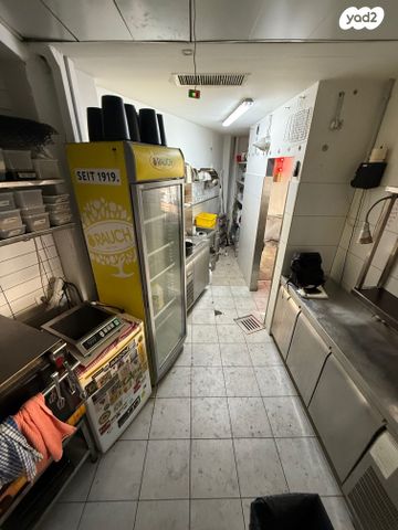 חנויות/ שטח מסחרי, תל אביב יפו