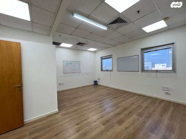 משרדים, גרניט 2, פארקטק פתח תקווה / אזור תעשייה קרית אריה, פתח תקווה