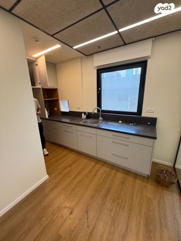 משרדים, רמת גן