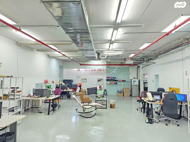 אזור תעסוקה צומת חולון