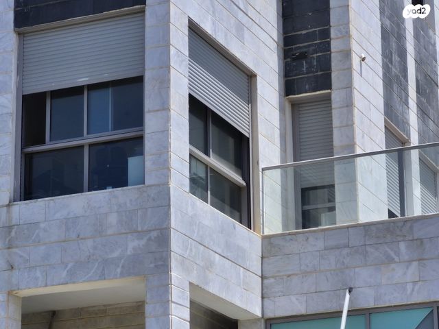 קליניקות, הוד השרון