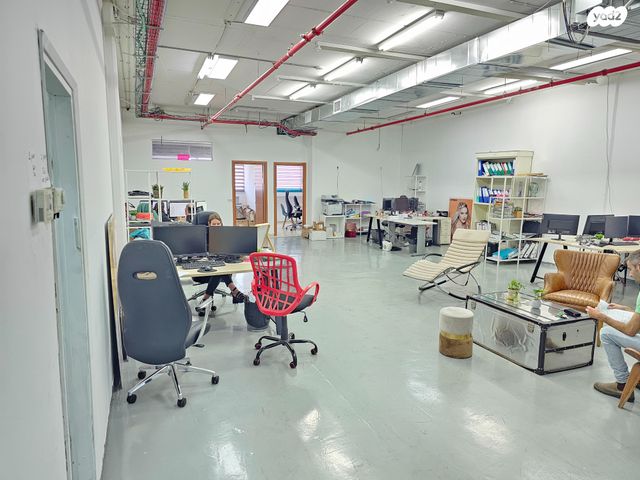 סטודיו, אזור תעסוקה צומת חולון, תל אביב יפו