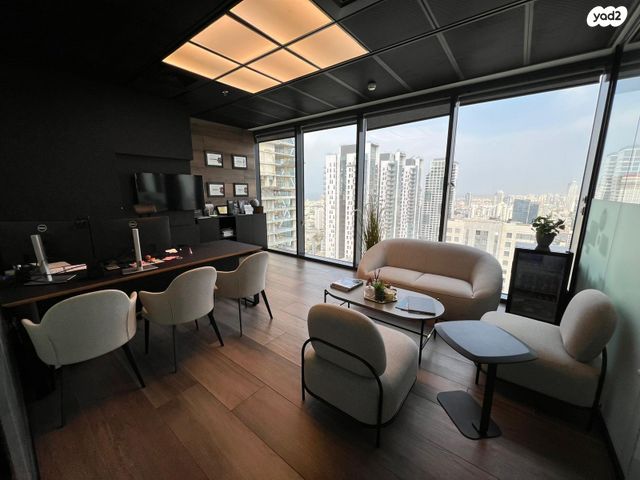 משרדים, הארבעה 28, תל אביב יפו