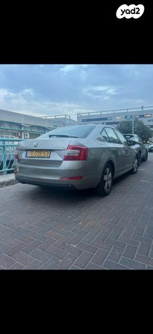 סקודה אוקטביה