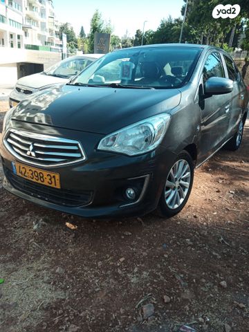 מודעת רכב מיצובישי אטראז'