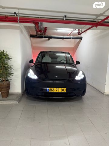 מודעת רכב טסלה מודל Y