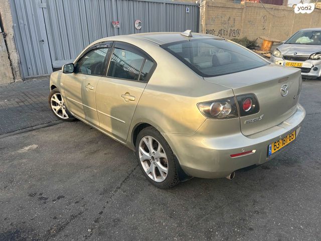 מאזדה 3