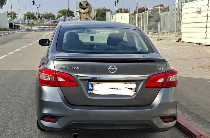 ניסאן סנטרה