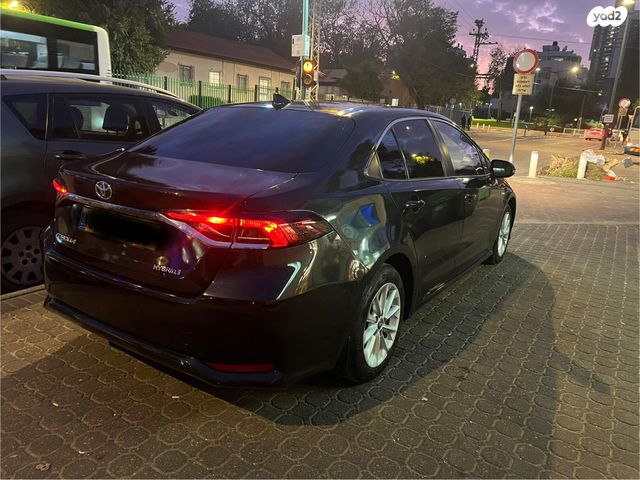 טויוטה קורולה