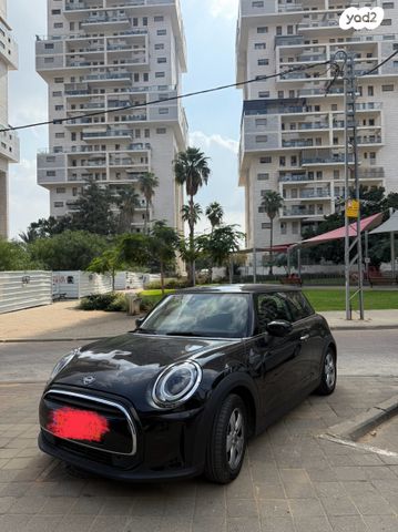 קופר Iconic Cooper אוט׳ האצ'בק 4 מק 3 דל 1.5 (136 כ״ס)