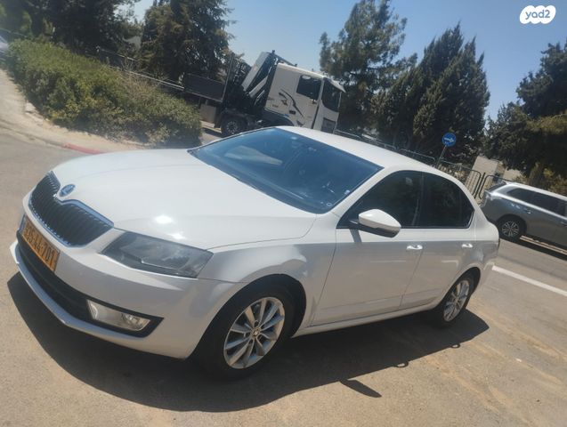 סקודה אוקטביה