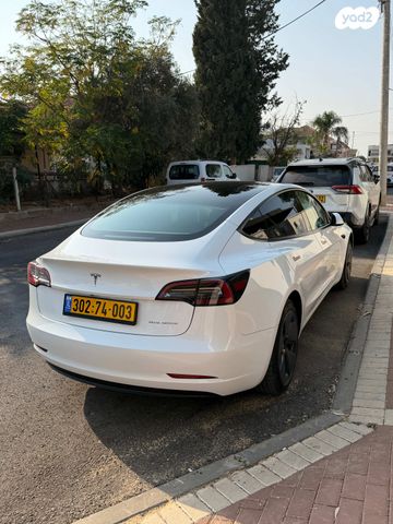 טסלה מודל 3