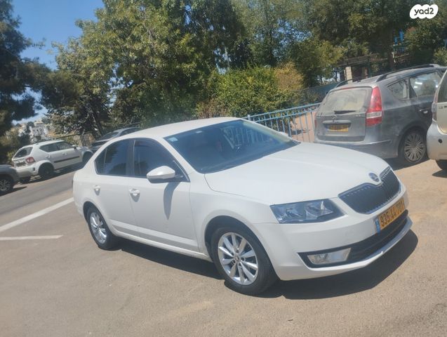 סקודה אוקטביה