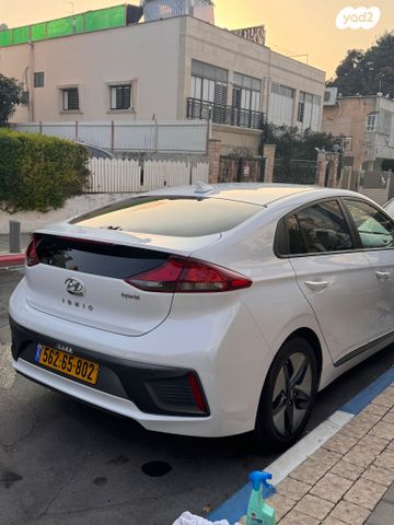 יונדאי איוניק