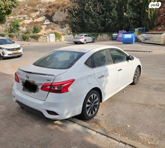 ניסאן סנטרה