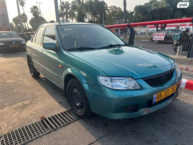 323 GLX אוט׳ סדאן 4 דל 1.6 (105 כ״ס)