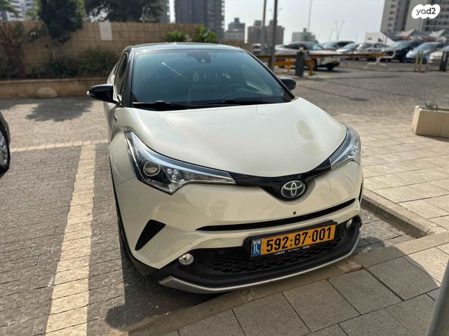 טויוטה C-HR