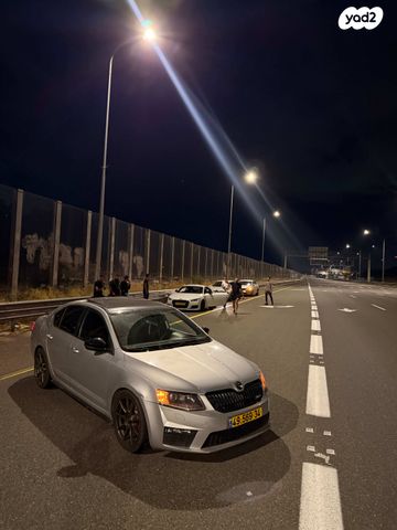 סקודה אוקטביה