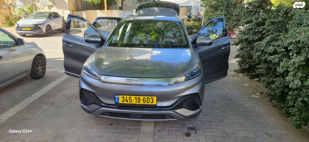 מודעת רכב בי.ווי.די אטו 3