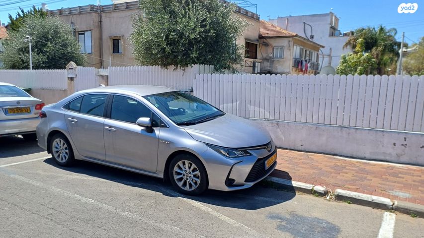 מודעת רכב טויוטה קורולה