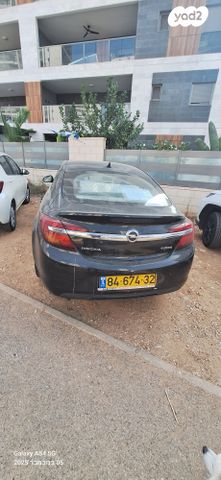 מודעת רכב אופל אינסיגניה