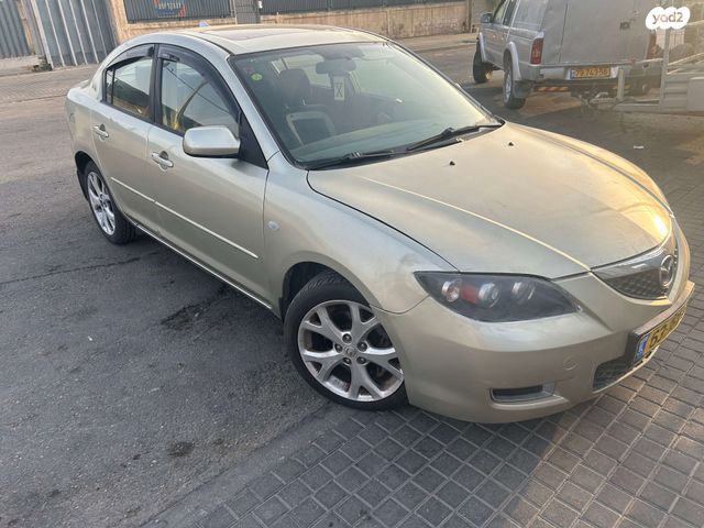 מודעת רכב מאזדה 3