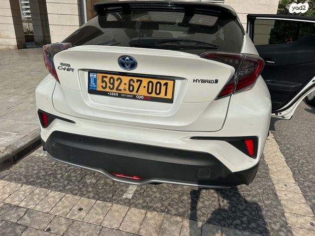 טויוטה C-HR