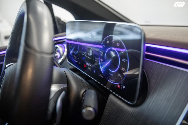 מרצדס-בנץ EQE