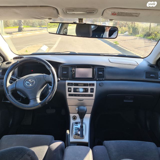 טויוטה קורולה