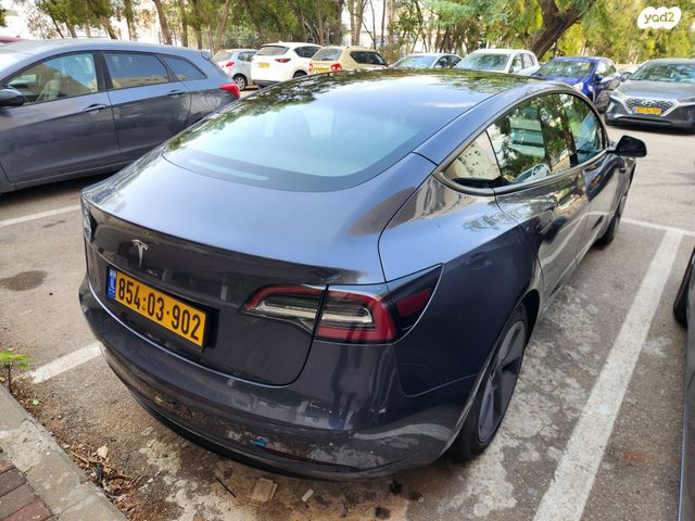 טסלה מודל 3