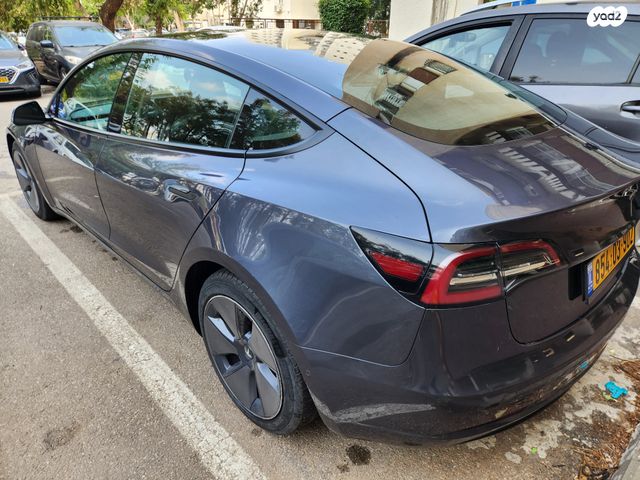 טסלה מודל 3