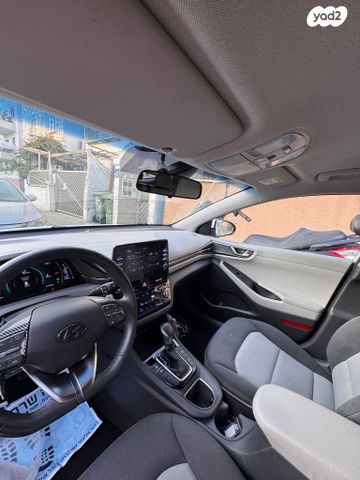 יונדאי איוניק