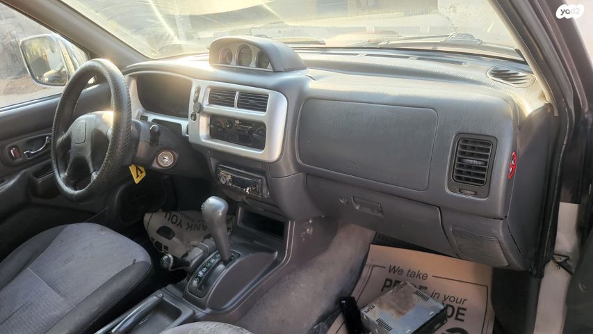 מיצובישי טרייטון / L200