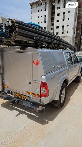 איסוזו די-מקס