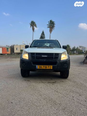 איסוזו די-מקס