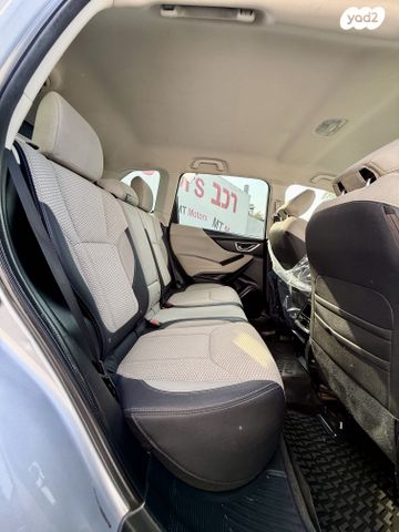 סובארו פורסטר