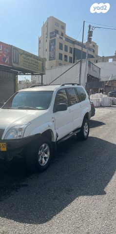 טויוטה לנד קרוזר