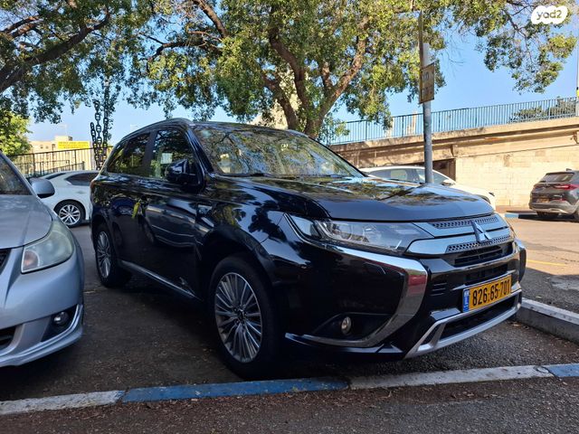 מיצובישי אאוטלנדר