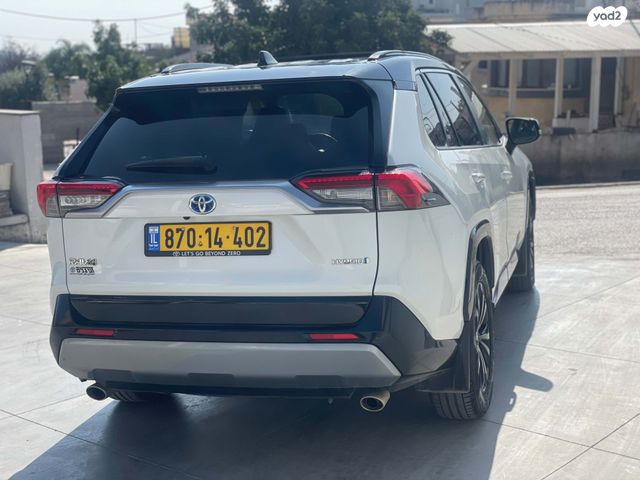 טויוטה RAV4