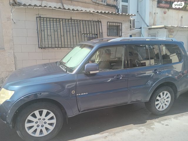 מיצובישי פג'רו