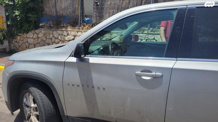 מודעת רכב שברולט טראוורס