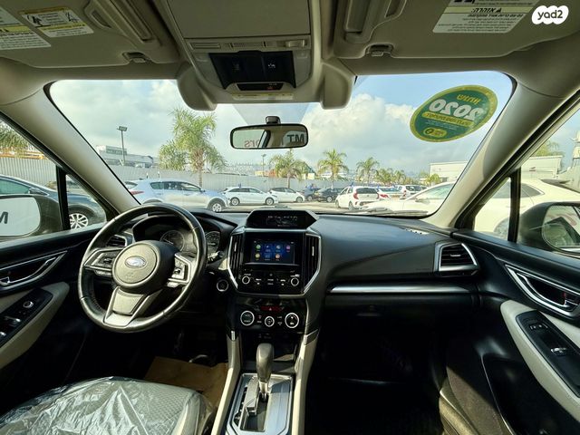 סובארו פורסטר