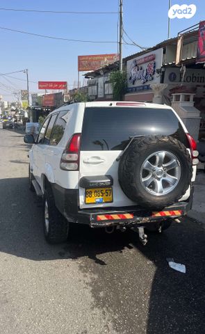 טויוטה לנד קרוזר