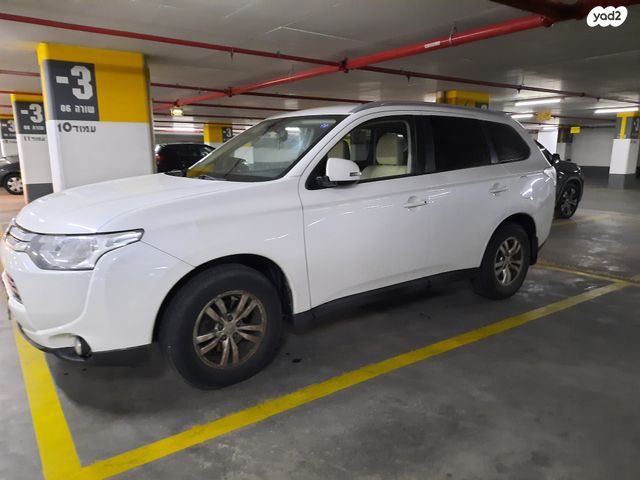 מיצובישי אאוטלנדר