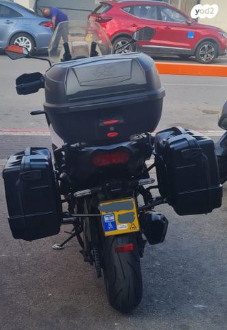 קאוואסאקי Versys 1000