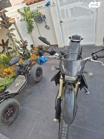 סוזוקי DRZ400SM