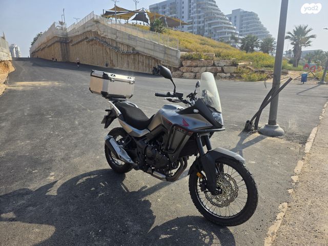 הונדה Transalp 750
