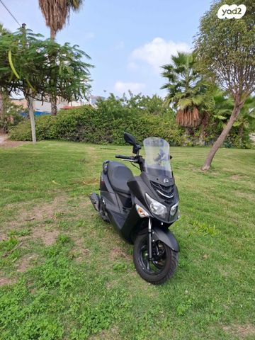 סאן יאנג ג'וי רייד 200